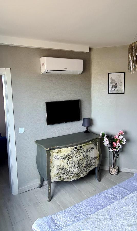 Boutique Style - 2 Bedroom Apartment- Ta'Xbiex, Sliema Area Ta Xbiex Εξωτερικό φωτογραφία