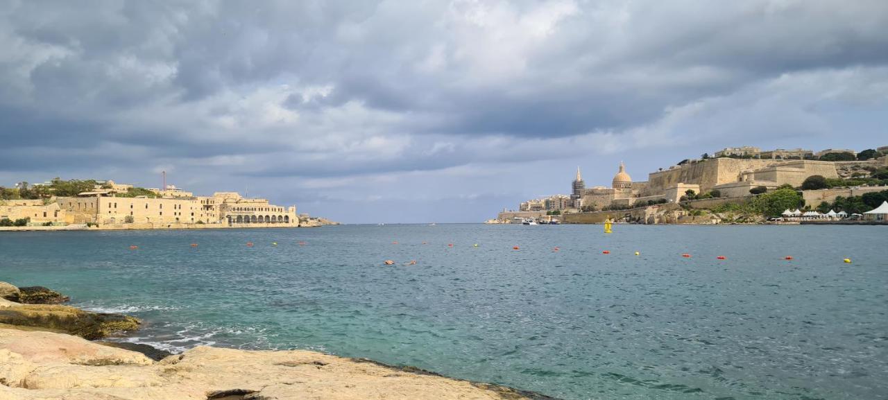 Boutique Style - 2 Bedroom Apartment- Ta'Xbiex, Sliema Area Ta Xbiex Εξωτερικό φωτογραφία