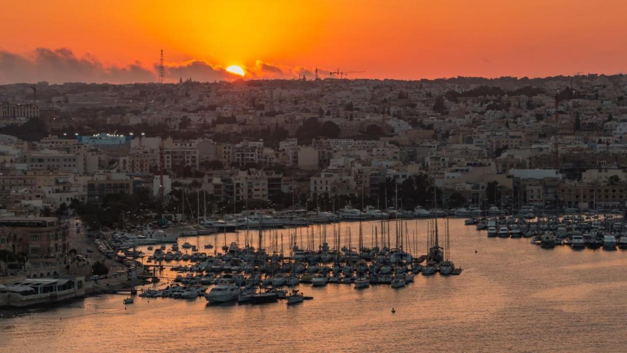 Boutique Style - 2 Bedroom Apartment- Ta'Xbiex, Sliema Area Ta Xbiex Εξωτερικό φωτογραφία